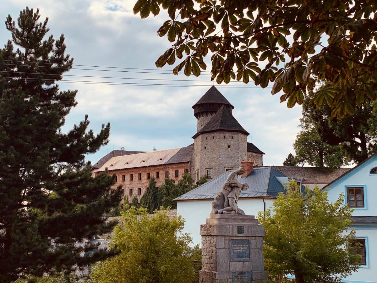 Apartman U Sedmikrasky Vaclavov u Bruntalu Exteriör bild